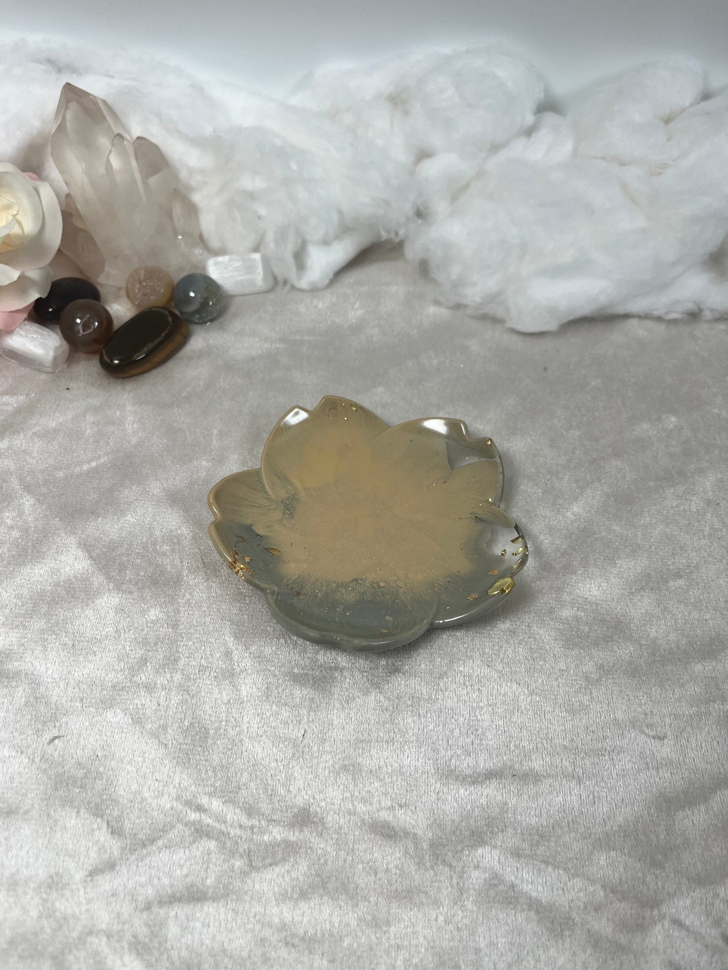 Blatt Schmuckschale beige