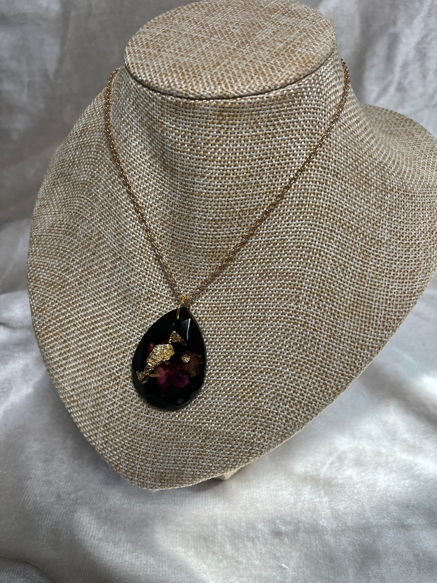 Kette Rosen Schwarz Gold