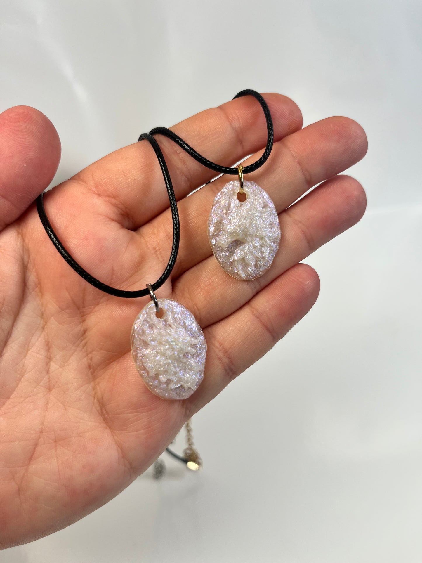 Kette Drache Weiß Glitzer