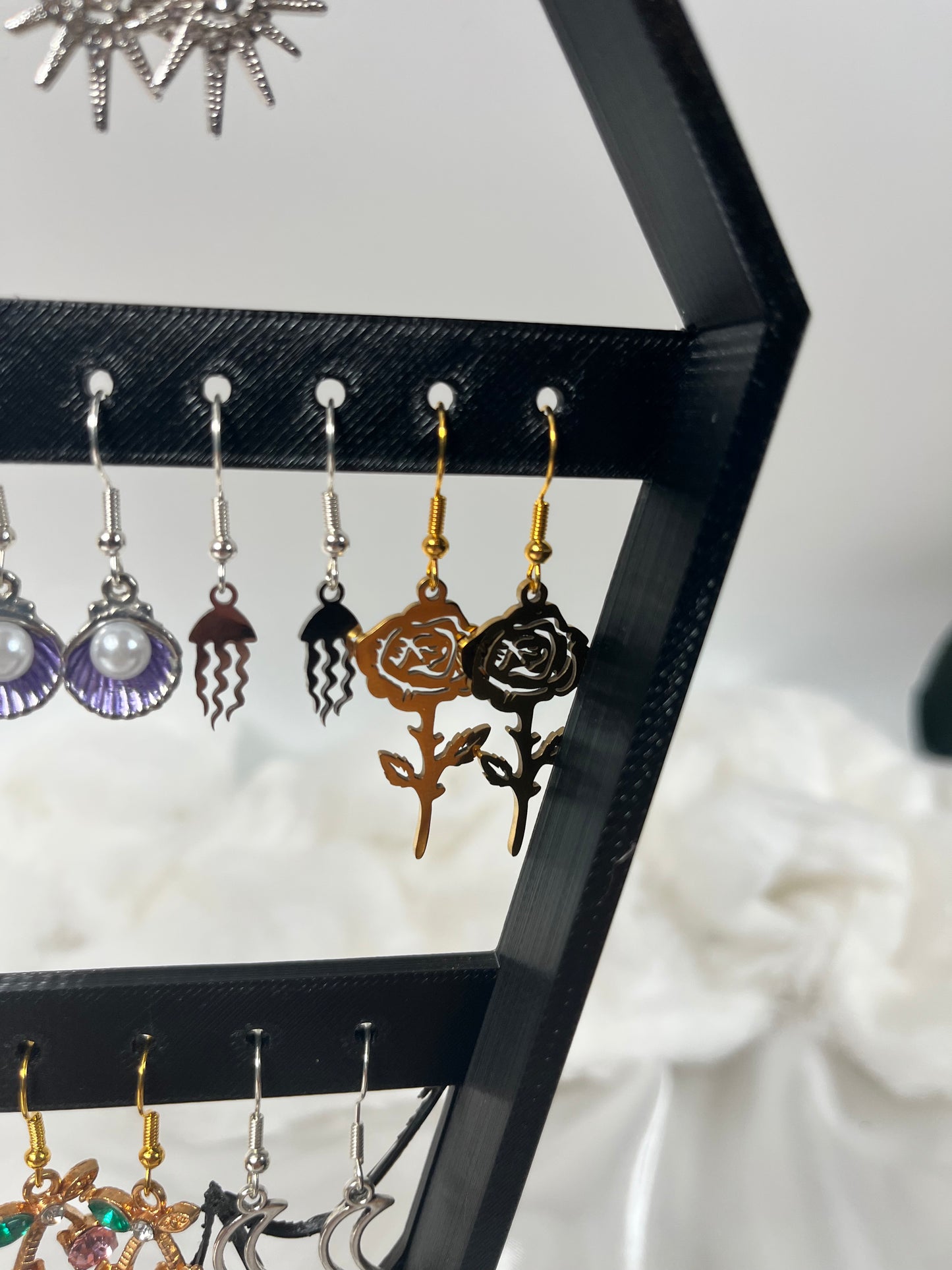 Verschiedene Ohrringe