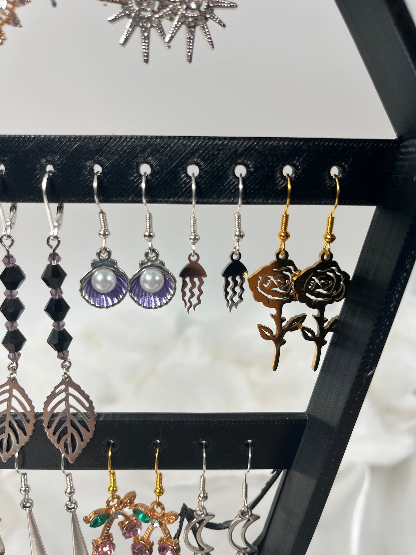 Verschiedene Ohrringe