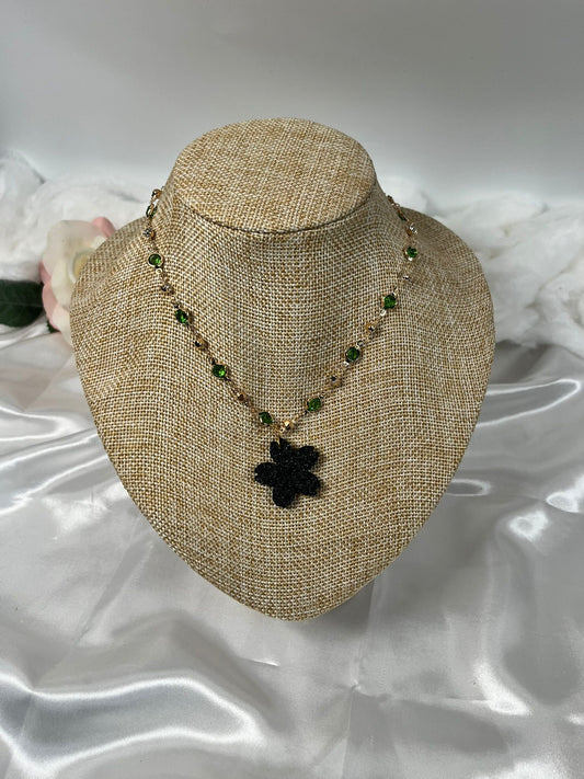 Kette Kirschblüte Grün Gold